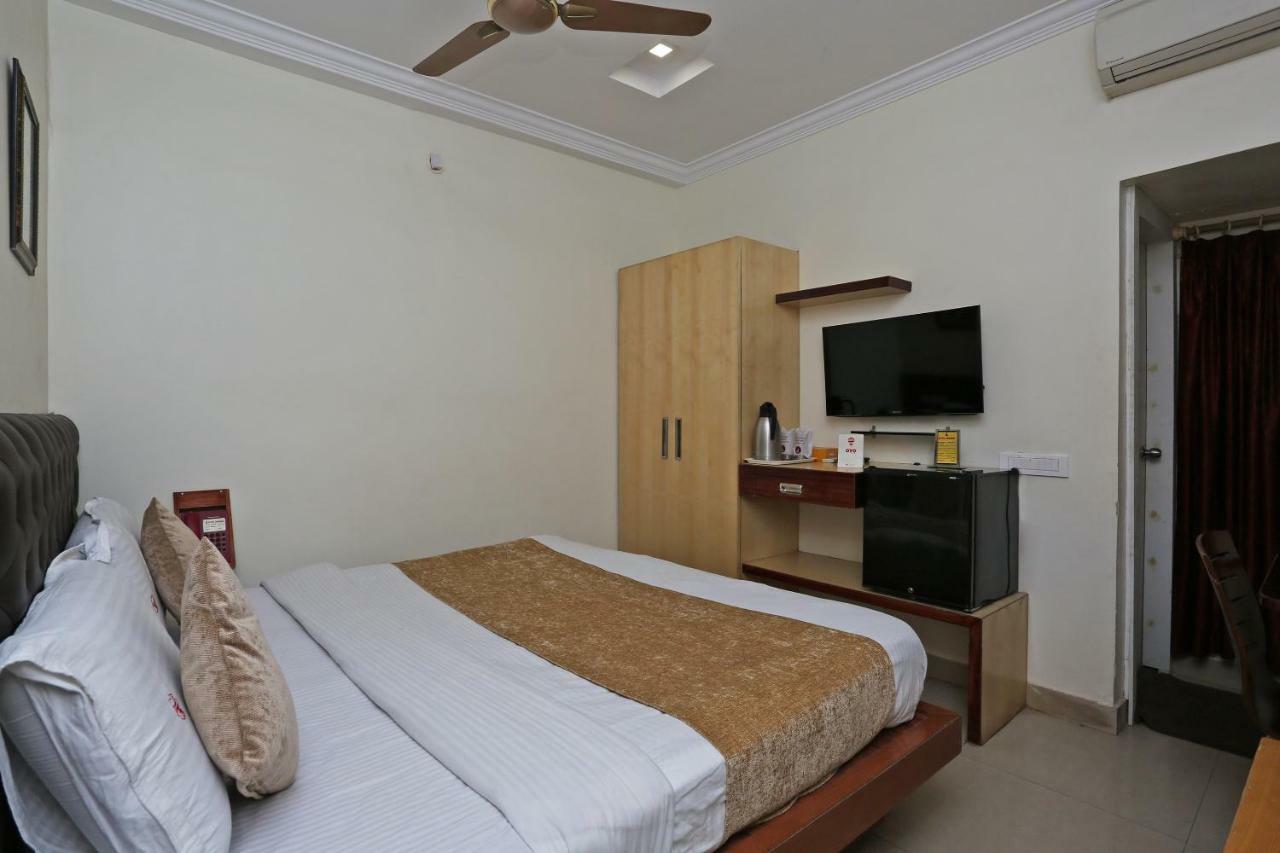 Oyo 3019 Hotel Lingaraj Bhubaneswar Exterior foto